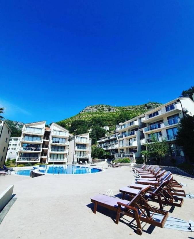 Blue Horizon Apartment Resort Μπούντβα Εξωτερικό φωτογραφία